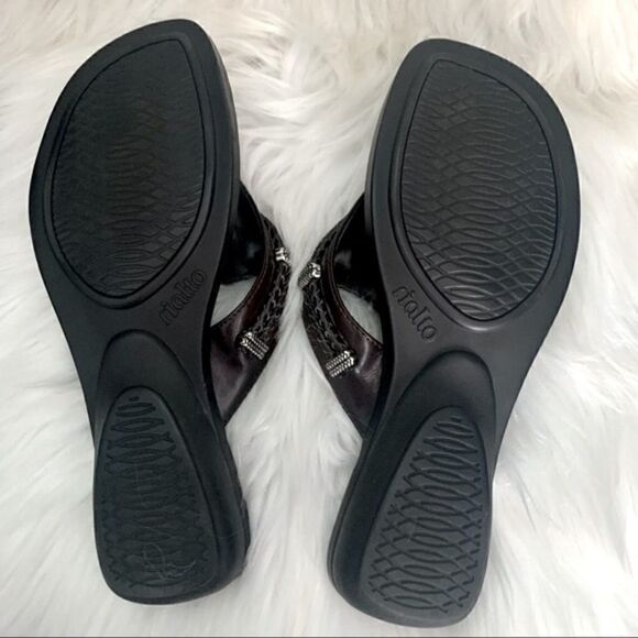 Rialto Comfort Brown Sandals. Size 6M - Picture 11 of 14